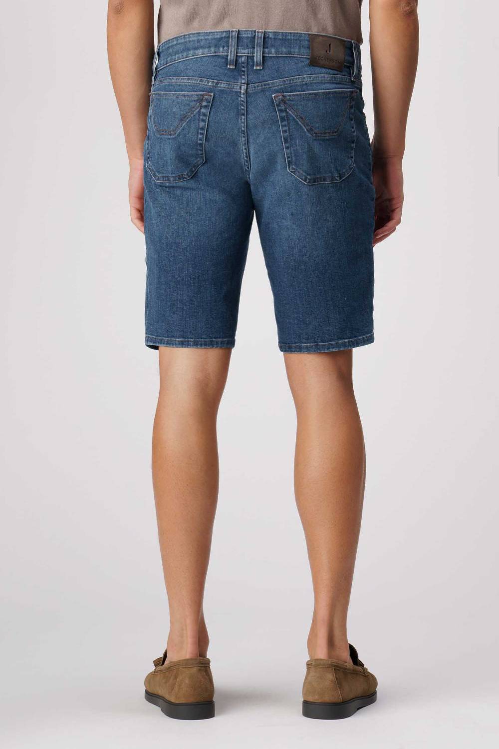 Jeckerson Jayden - Bermuda con toppa in comfort denim blu chiaro Prezzo di fabbrica