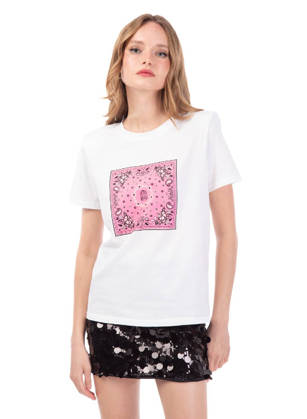 Le Volière T-shirt bianca con stampa bandana rosa Promozione