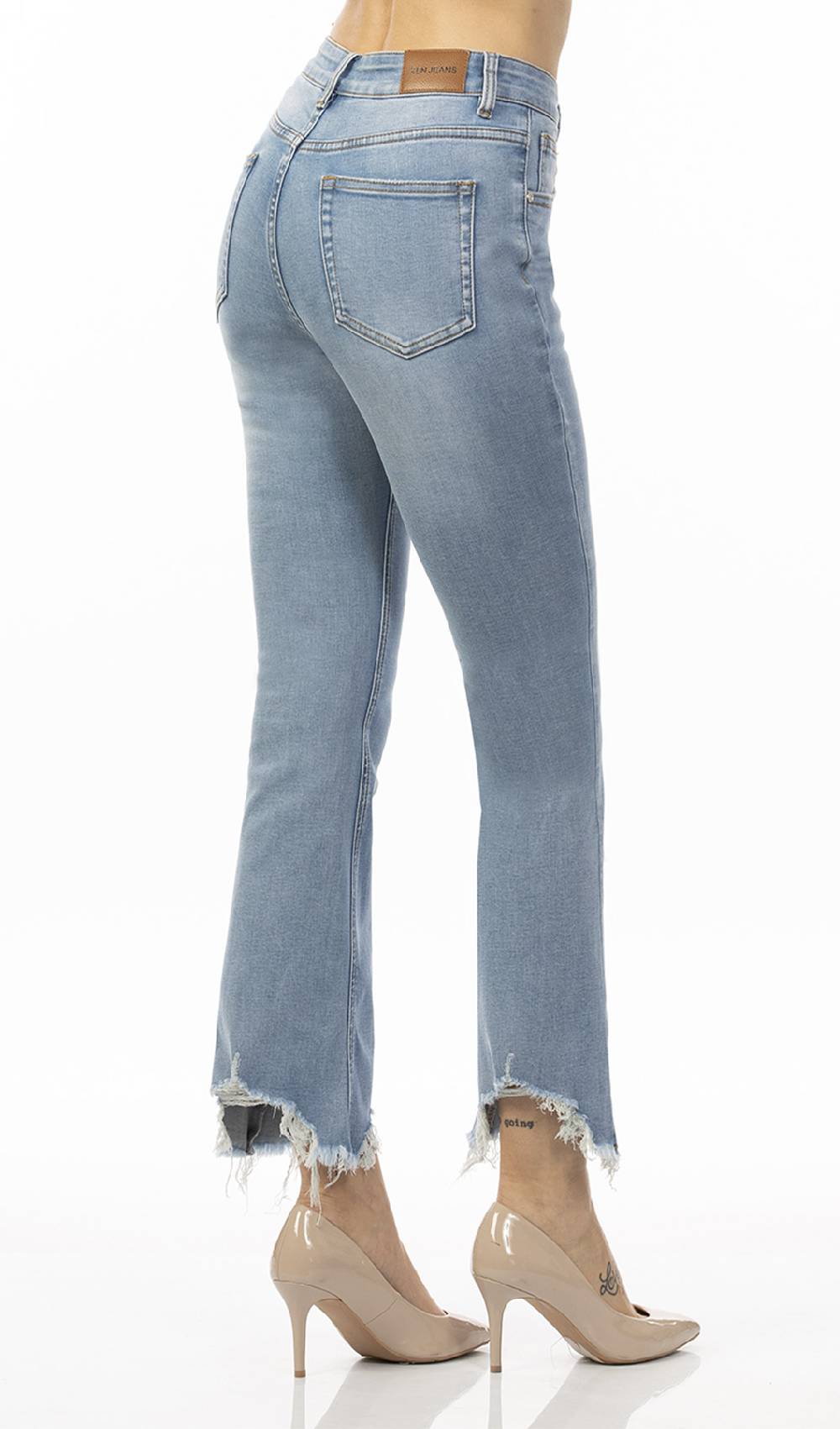 Koralline JEANS CON ORLO CONSUMATO Ritorno libero