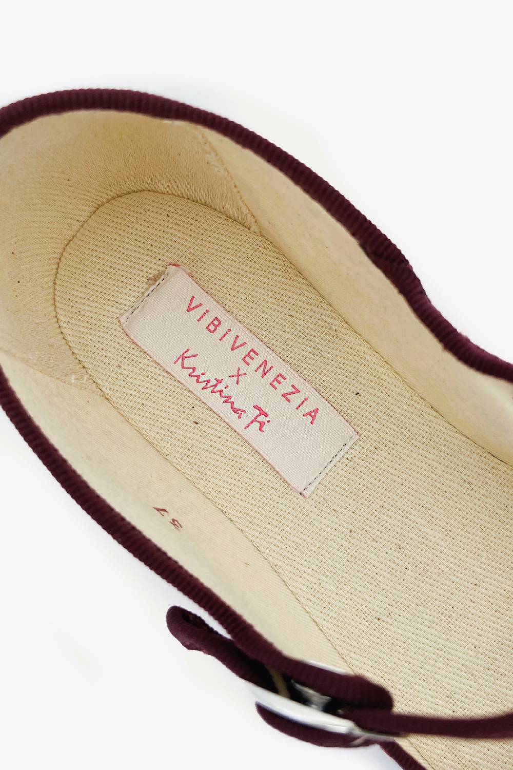 Kristina Ti IRIS - Silk Mary Jane slipper Qualità Garantita