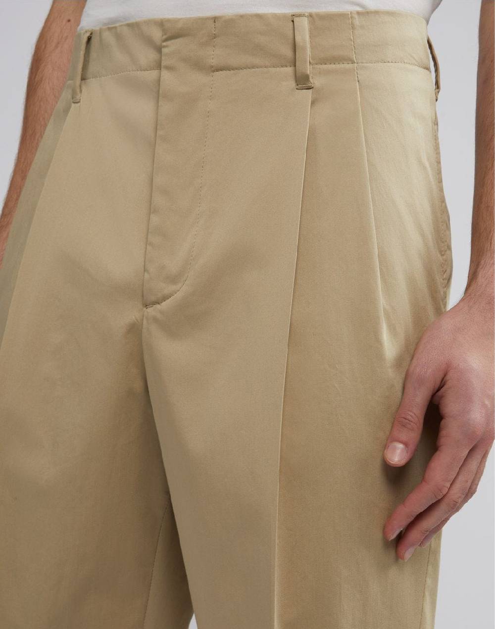 Lardini Pantalone beige in satin stretch di cotone Qualità Garantita