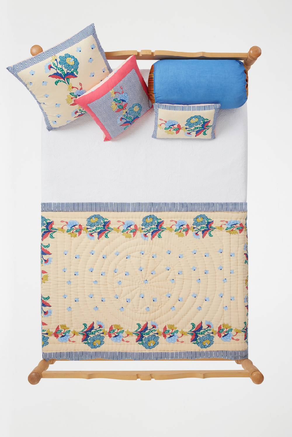 Lisa Corti cuscino cotone 30x40cm cutter brooks x lisa corti indonesian natural cold Offerte giornaliere