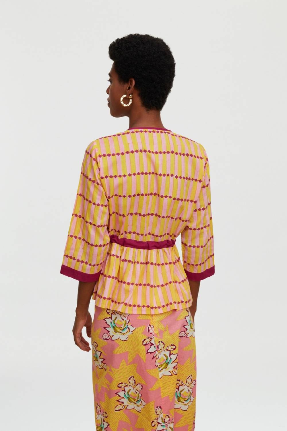 Lisa Corti top rainbow diamond stripes light yellow Only for today