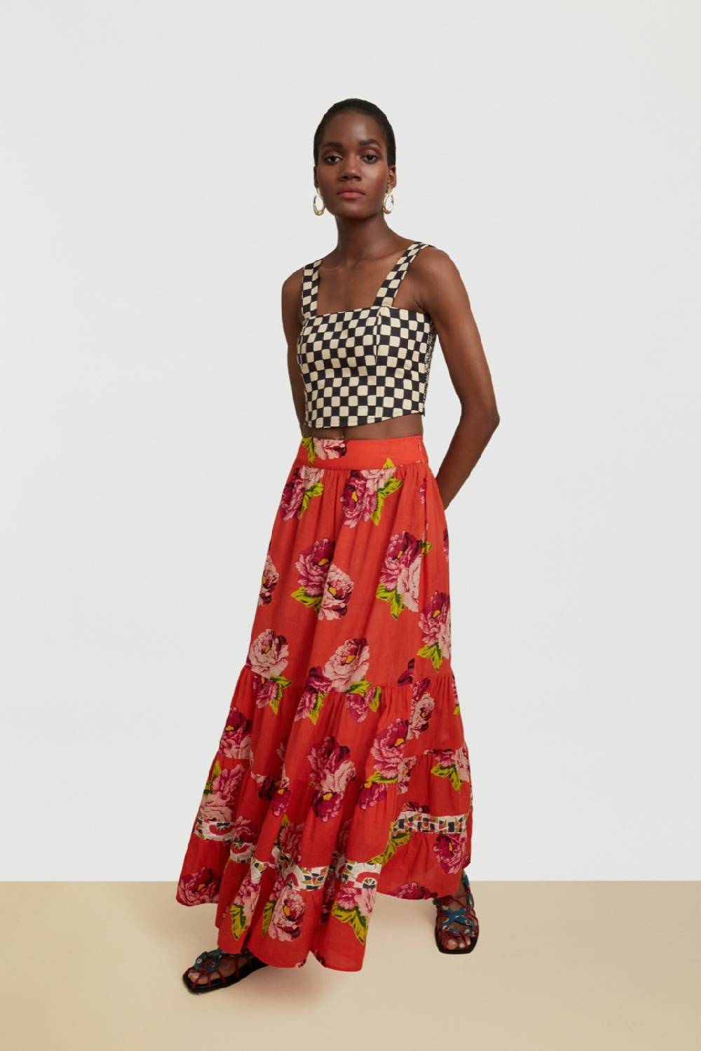 Lisa Corti gonna lehenga folk rose coral Vendita Economica