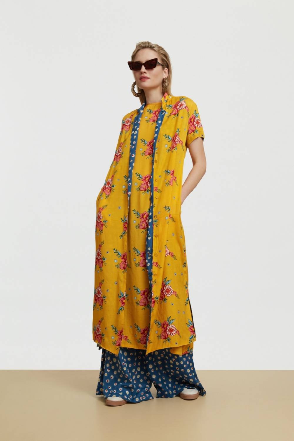 Lisa Corti abito myanmar bukhara flower gold Liquidazione