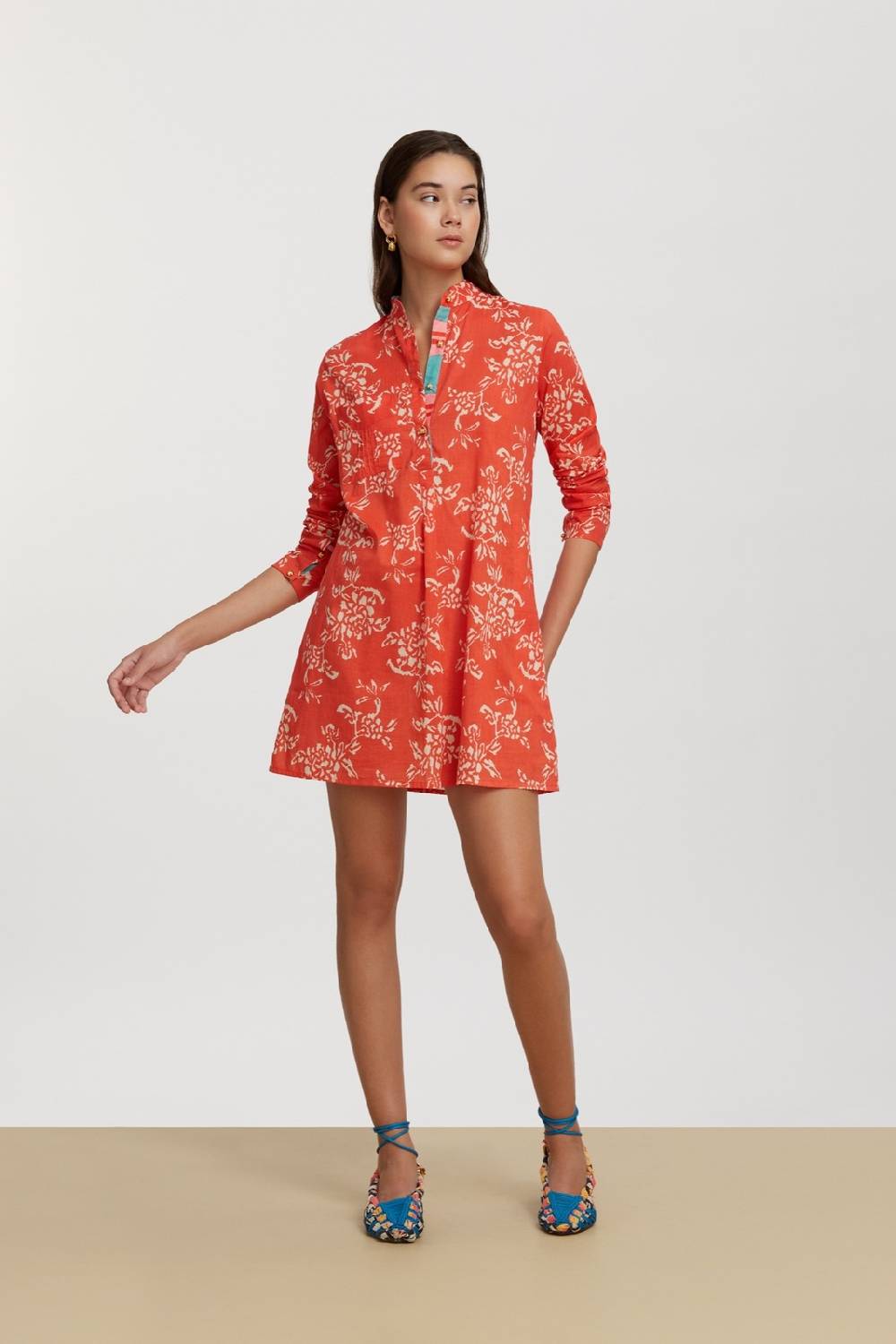 Lisa Corti kurta corta kandem design coral Ultimi due giorni