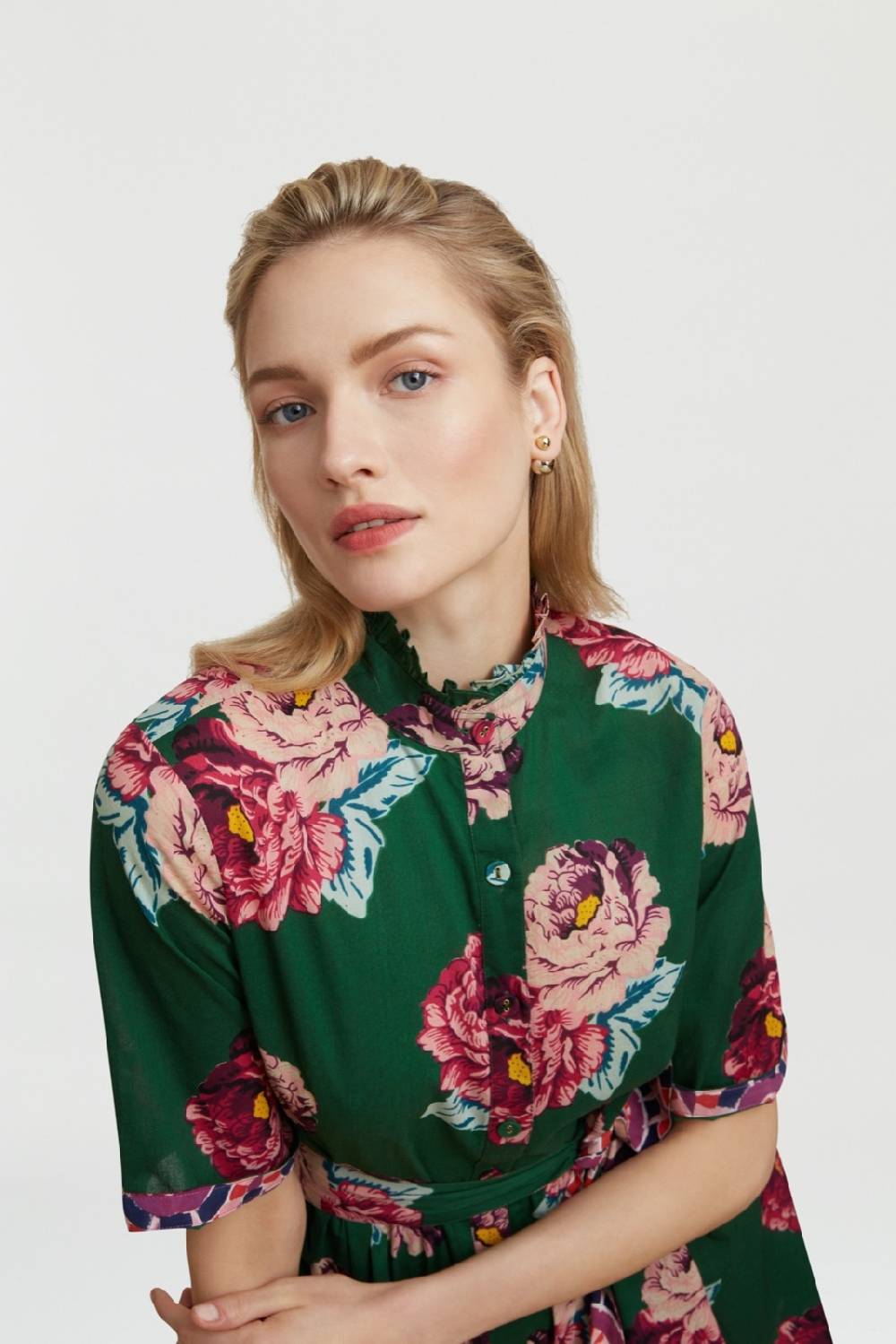 Lisa Corti abito greta folk rose green Sostegno trimestrale