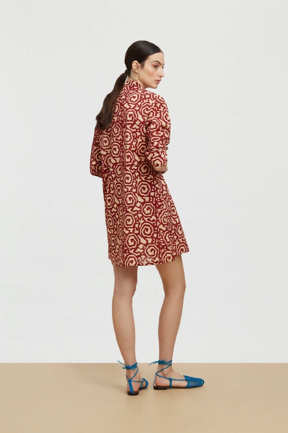 Lisa Corti kurta corta spiral maroon Offerta per la Festa della Mamma