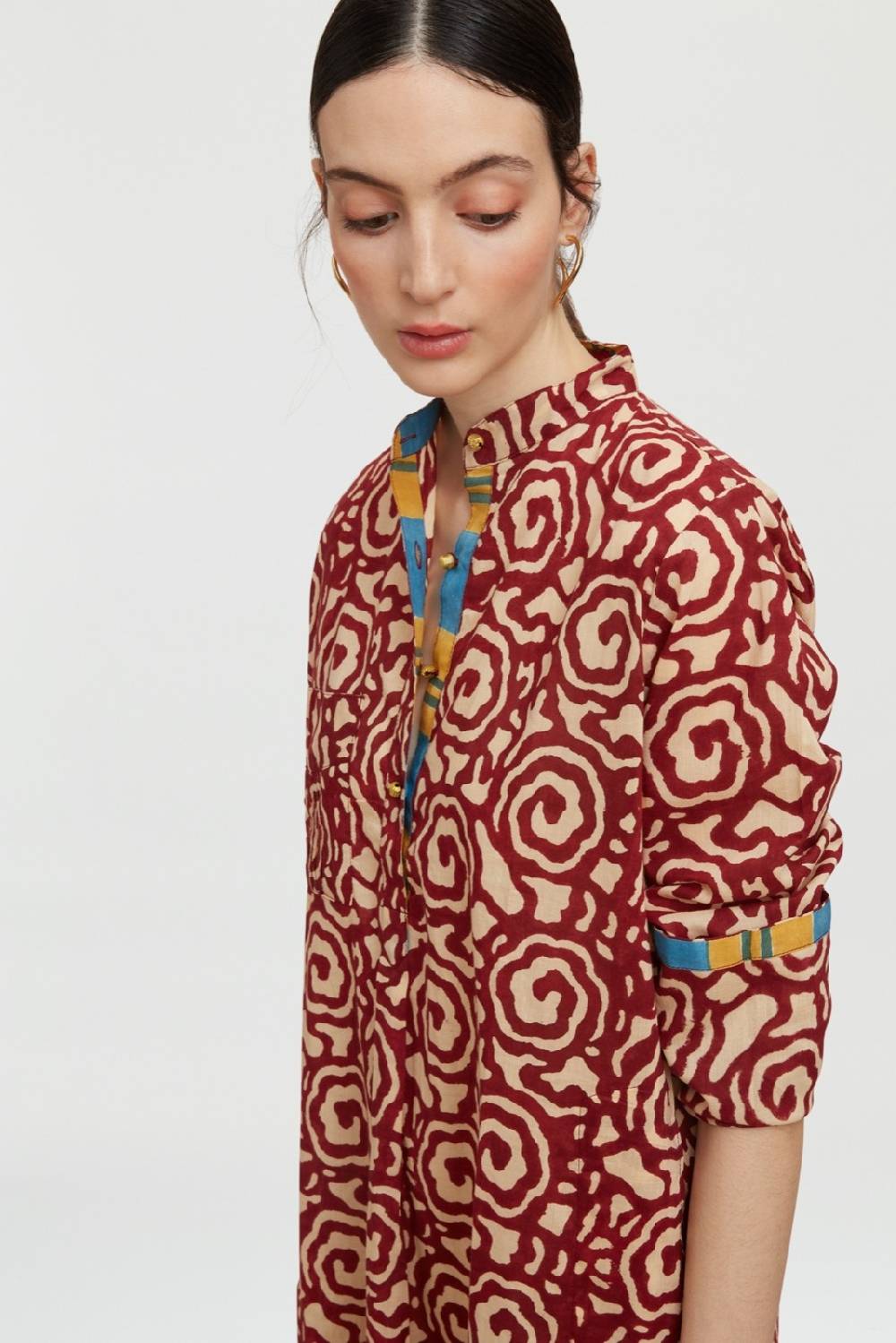 Lisa Corti kurta corta spiral maroon Offerta per la Festa della Mamma
