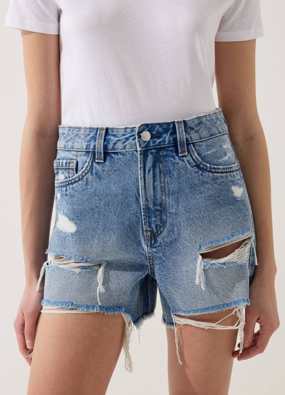 Ovs Shorts in denim con strappi a vita alta In Saldo