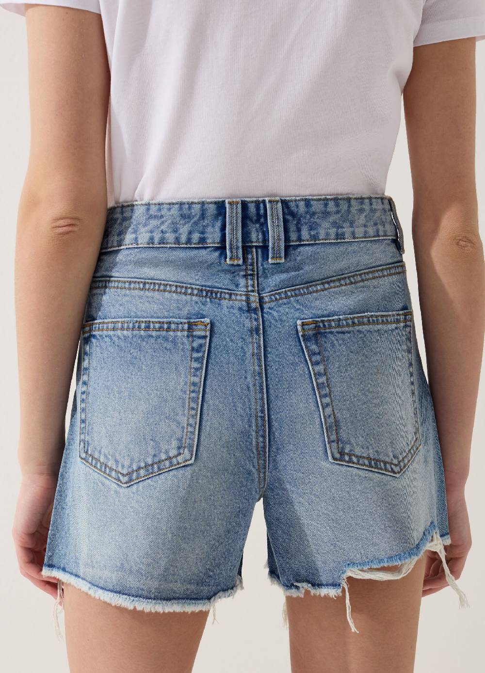 Ovs Shorts in denim con strappi a vita alta In Saldo
