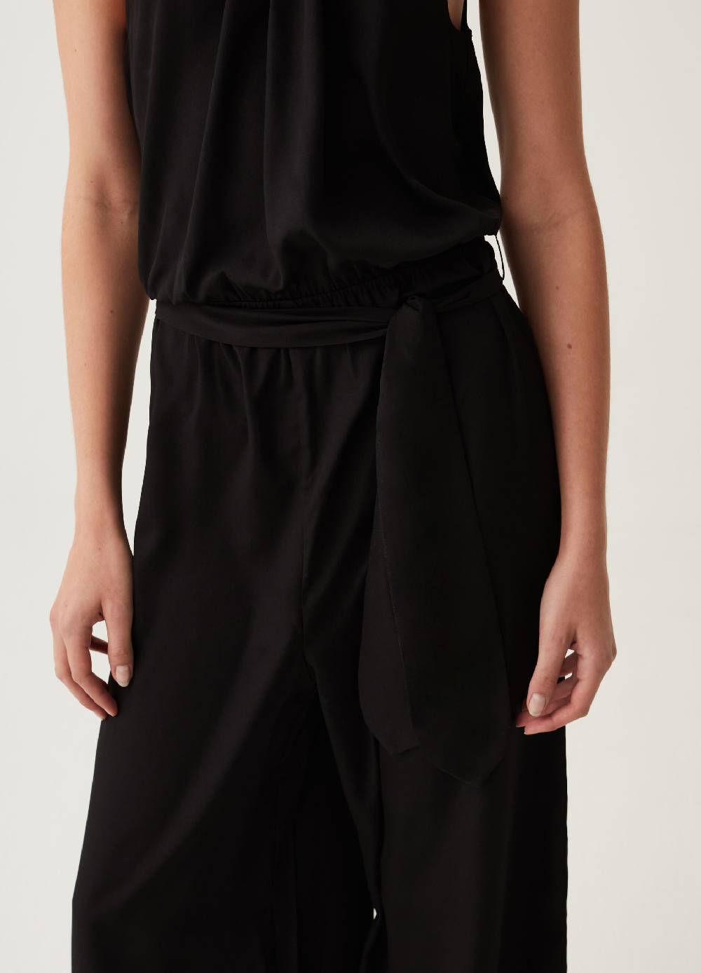 Ovs Tuta intera in satin scollo all'americana Online