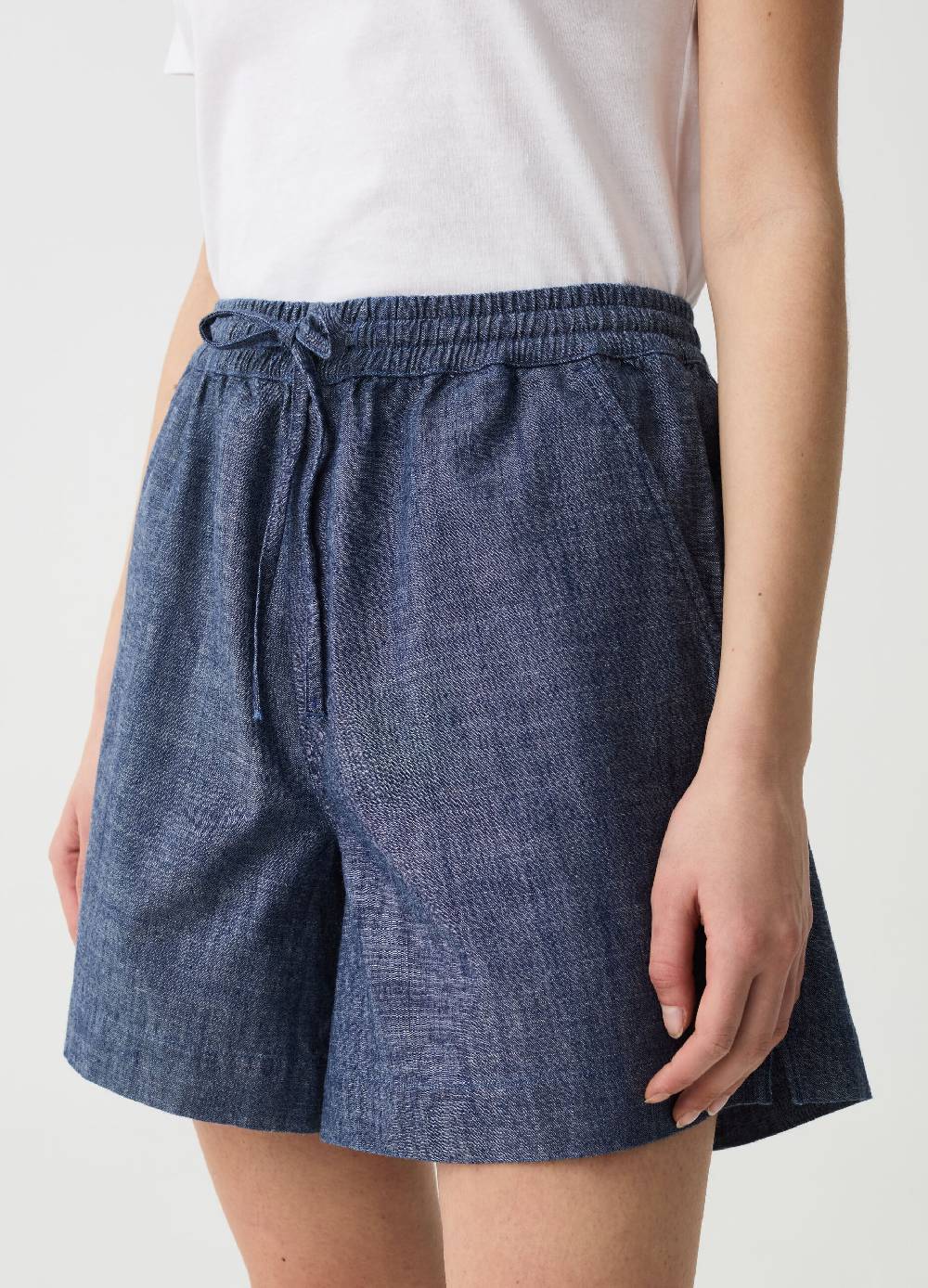 Ovs Shorts in tessuto fluido effetto denim Sottocosto