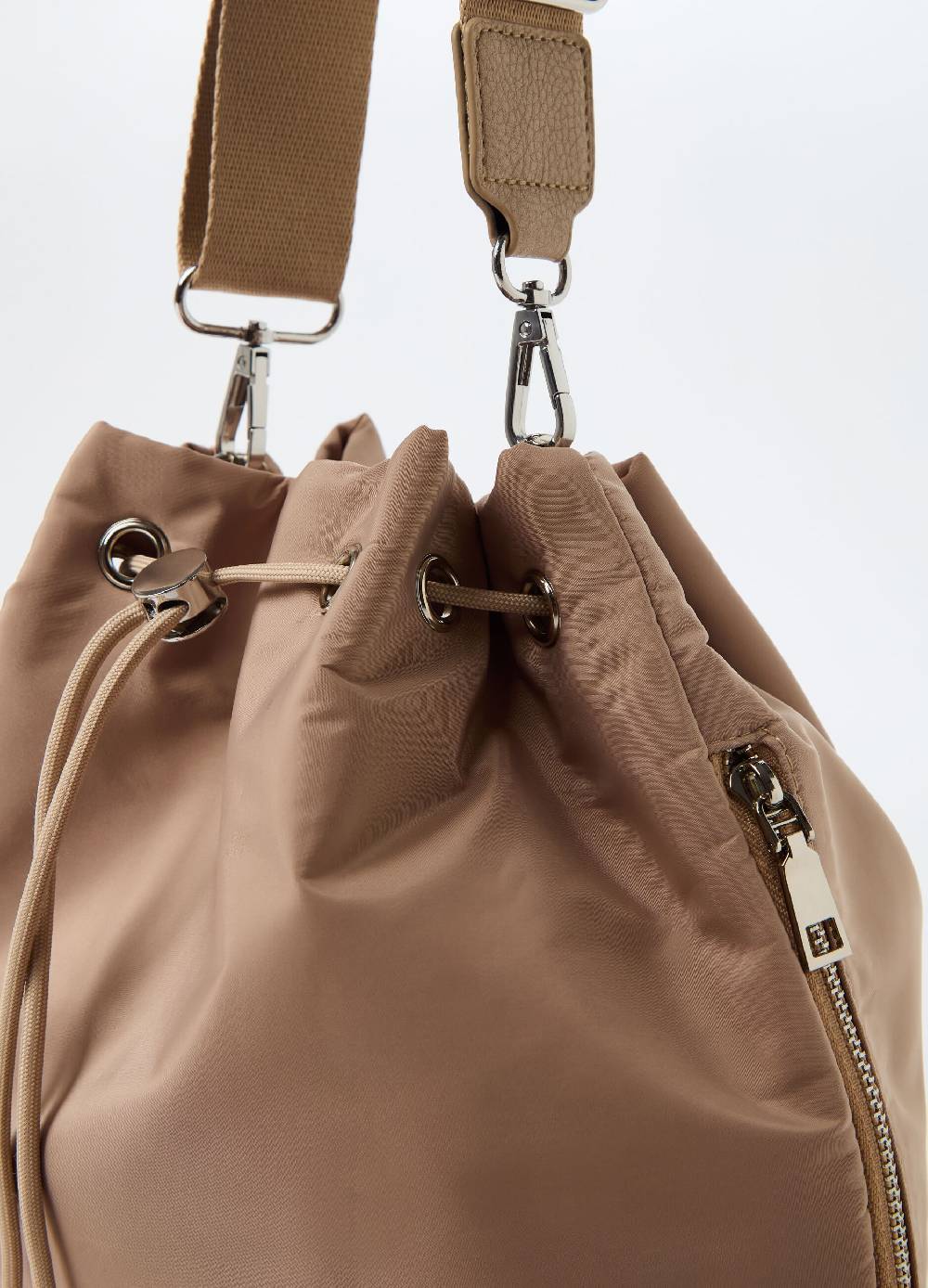 Ovs Zaino borsa a secchiello Acquista Ora