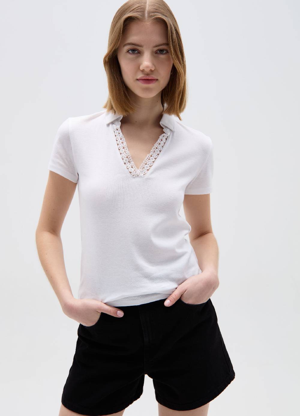 Ovs T-shirt scollo a polo con inserto crochet Pezzi Unici