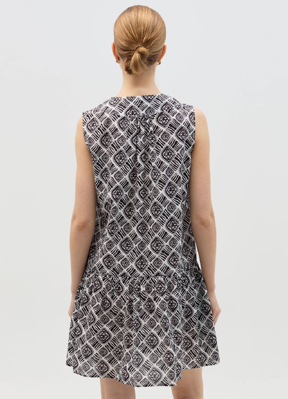 Ovs Vestito corto smanicato con balza Soddisfazione Garantita