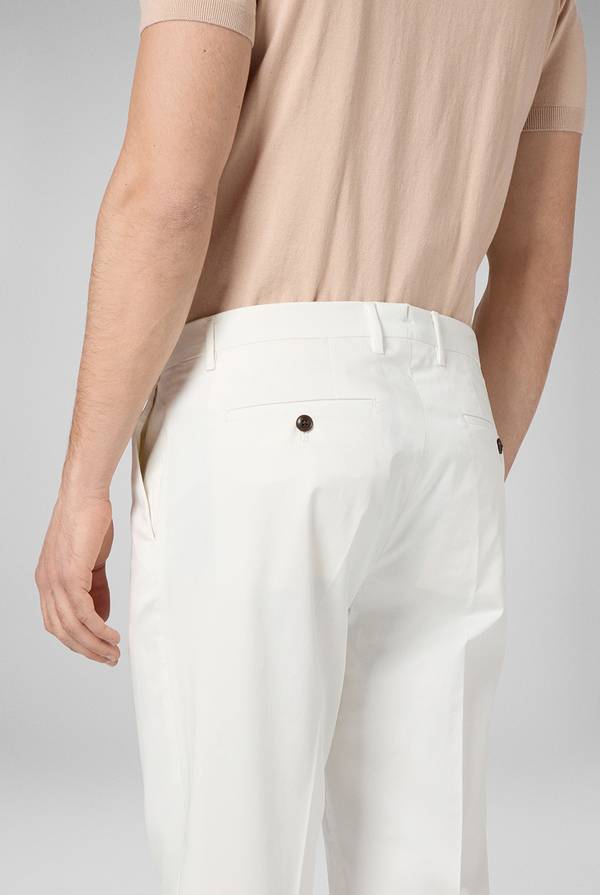 Pal Zileri Chino in puro cotone Offerta speciale