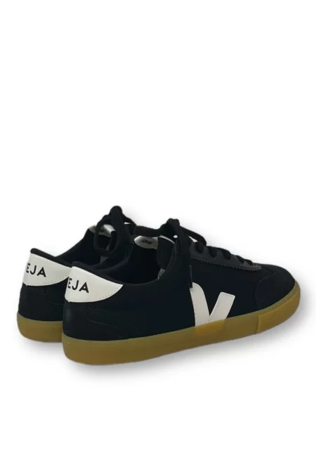 VEJA VOLLEY Negozio