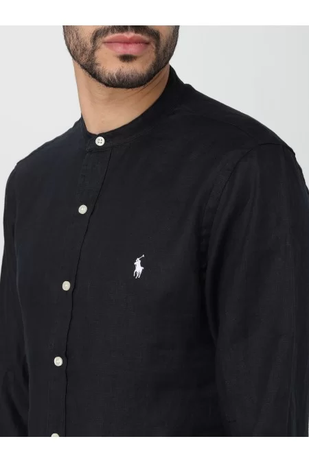 POLO RALPH LAUREN UOMO Camicia da uomo Polo Ralph Lauren La camicia da uomo di Polo Ralph Lauren è un capo di alta qualità che unisce stile e comfort. Realizzata con materiali pregiati e cura per i dettagli, questa camicia è 2025