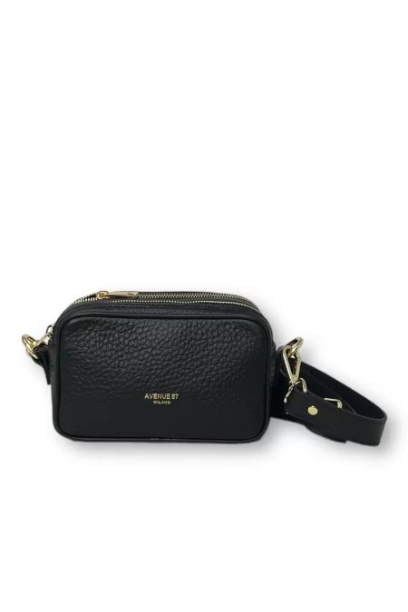 AVENUE 67 ```html AVENUE 67. Borsa di alta qualità per un look elegante e trendy. ``` Offerte stagionali