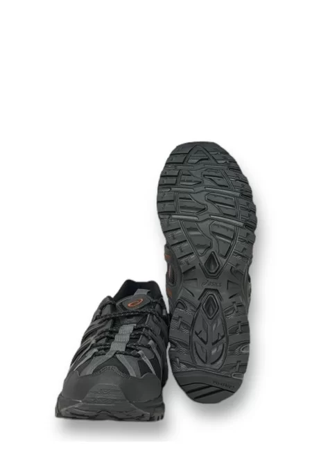 ASICS Descrizione Prodotto La scarpa da corsa Asics Gel Sonoma 1550 offre comfort e supporto con la tecnologia Gel. Perfetta per trail running. Caratteristiche: Tecnologia Gel per ammortizzazione Design robusto per trail running Economico