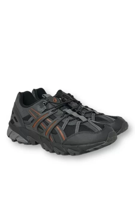 ASICS Descrizione Prodotto La scarpa da corsa Asics Gel Sonoma 1550 offre comfort e supporto con la tecnologia Gel. Perfetta per trail running. Caratteristiche: Tecnologia Gel per ammortizzazione Design robusto per trail running Economico