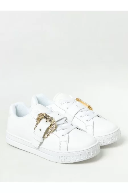 VERSACE Sneakers Versace Scopri le iconiche sneakers di Versace, sinonimo di lusso e stile. Qualità premium e design esclusivo per un look unico 2025
