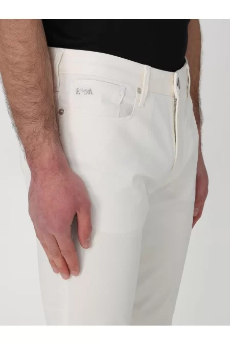 GIORGIO ARMANI Pantaloni da uomo Giorgio Armani I jeans da uomo di Giorgio Armani offrono stile e qualità superiori Vendita