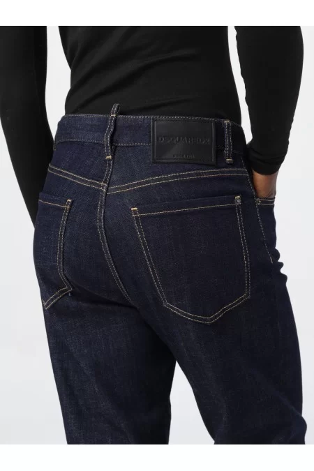 DSQUARED2 Jeans da donna di DSQUARED2 Design di alta moda e qualità premium per un look senza tempo Comprare a buon mercato