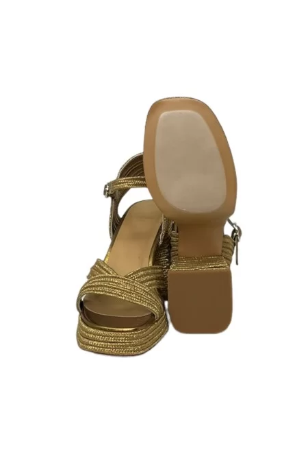 CASTANER VALLE Fino al 55% di sconto