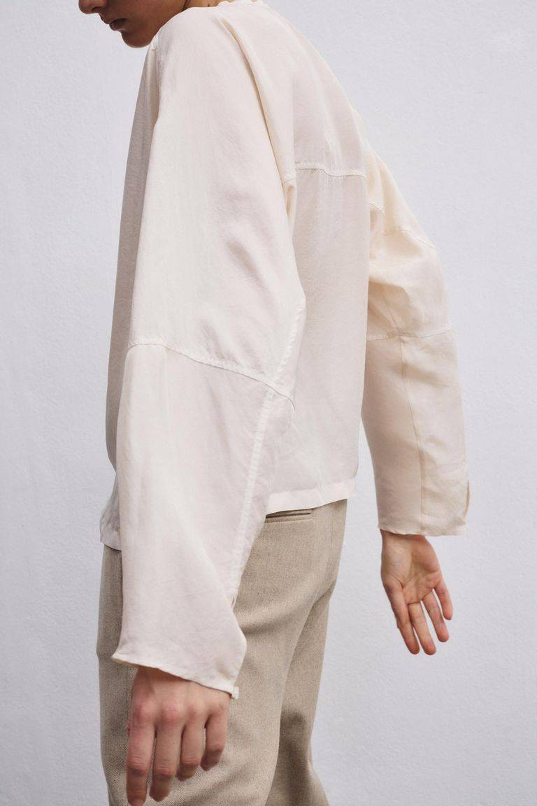 Pomandere Camicia con abbottonatura polo in habutai di seta Promozione