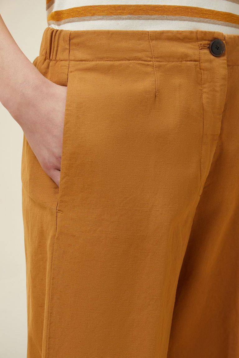 Pomandere Pantalone con gamba leggermente ampia Qualità Garantita