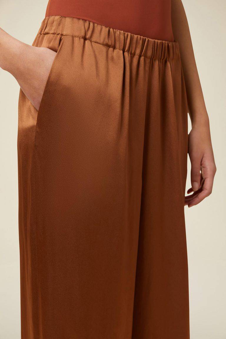 Pomandere Pantalone ampio con elastico in vita lucido Online