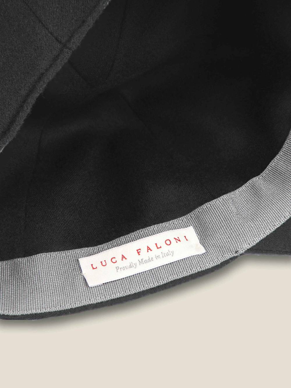 Luca Faloni Cappellino da baseballCashmere Offerta