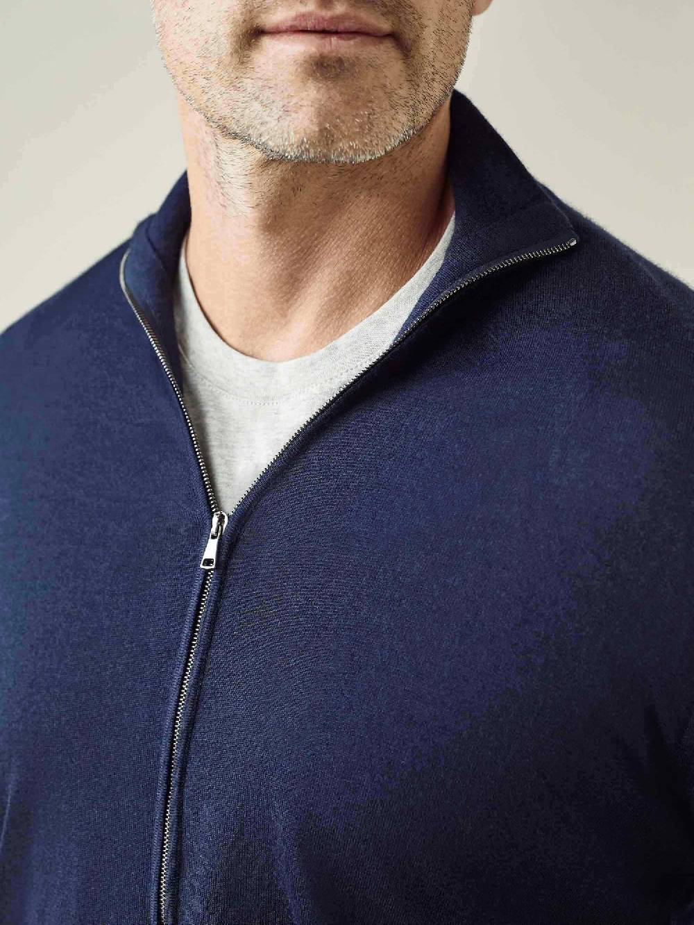 Luca Faloni Cardigan con ZipSeta-Cashmere Comprane uno, ottenene uno gratis