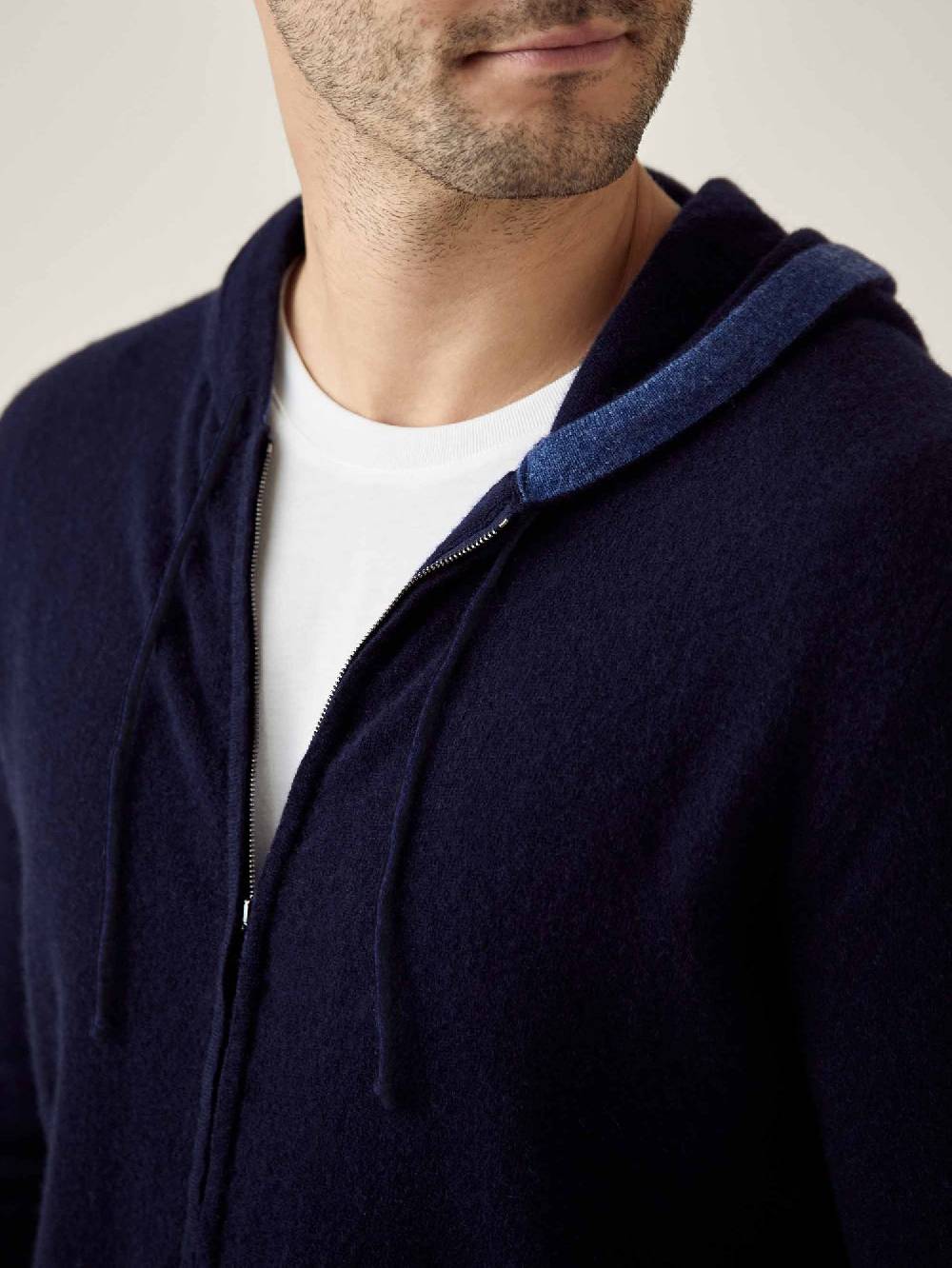 Luca Faloni Felpa con cappuccio e zipcashmere a 2 fili Italia