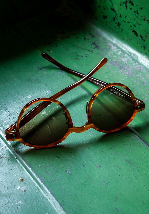 Rose & Lini DELIRIOUS “PHANTOS” #1 LIGHT TORTOISE SUNGLASSES Acquista Ora