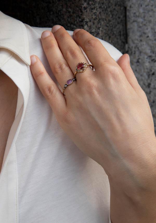 Rose & Lini 5 OCTOBRE “GWEN” GOLD & PINK SAPPHIRE RING In Linea