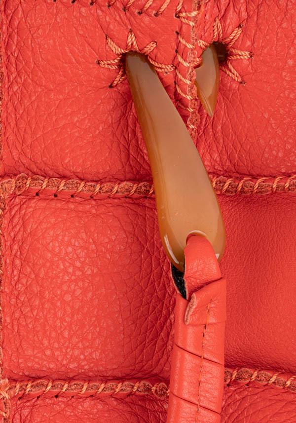 Rose & Lini JAMIN PUECH “HONU MM” CORAL LEATHER BAG Sostegno trimestrale
