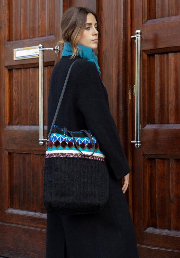 Rose & Lini EN SHALLA FOOD BAG FOUNDATION “BAG 45P02M” BLACK Negozi Online