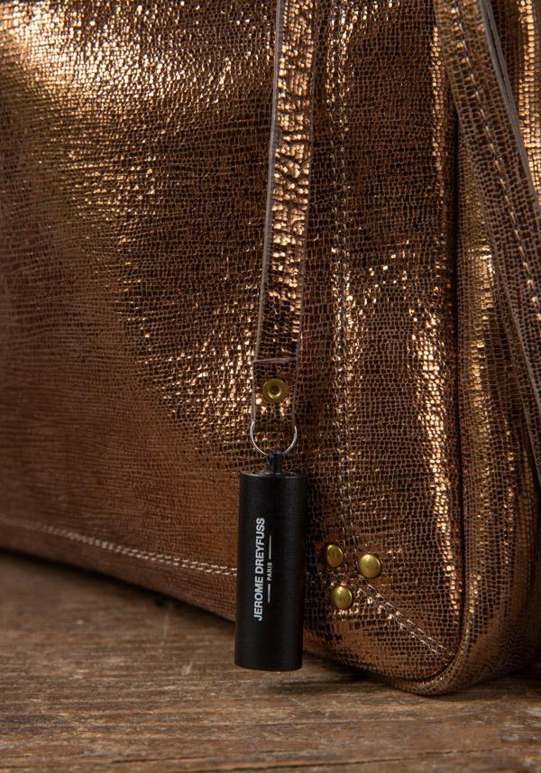 Rose & Lini JÉRÔME DREYFUSS “CLIC CLAC XL” LAMÈ BRONZE CLUTCH BAG Acquista Ora