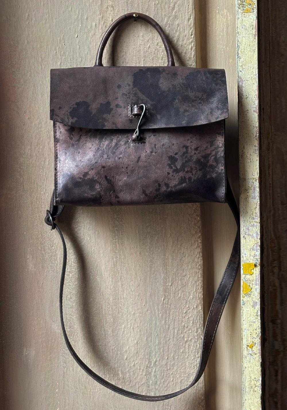 Rose & Lini TAGLIOVIVO EARTH LEATHER “DOCTOR XS” BAG Prezzo Ridotto