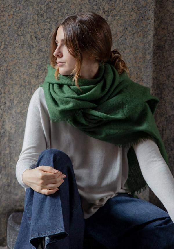 Rose & Lini MIRROR IN THE SKY CASHMERE “OPEN KNITTED” HERB SCARF Ultimi due giorni