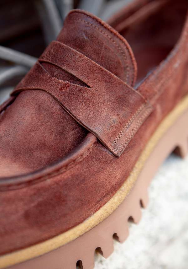 Rose & Lini ROCCO P. “BOCCADORO” SUEDE LOAFERS Offerta