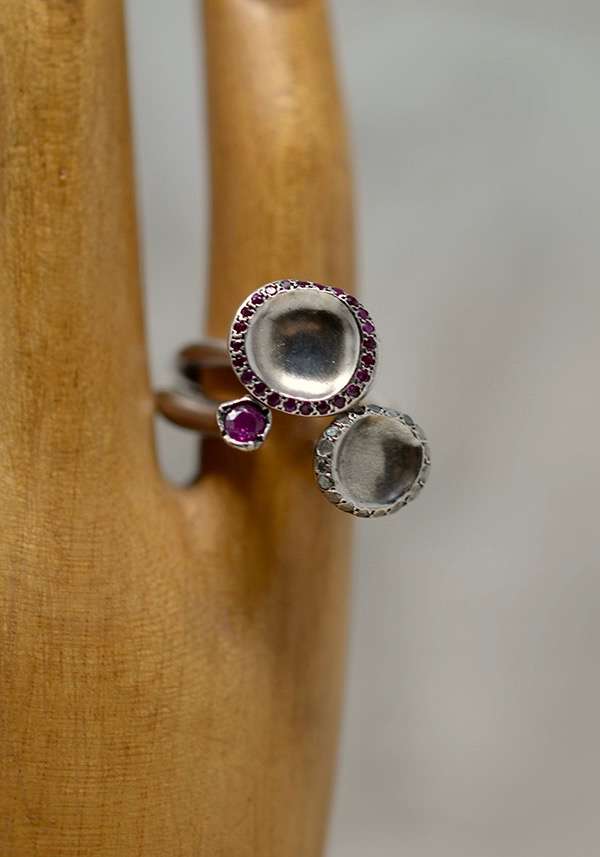 Rose & Lini ROSAMARIA SILVER AND GOLD “BEKA” RING Offerta