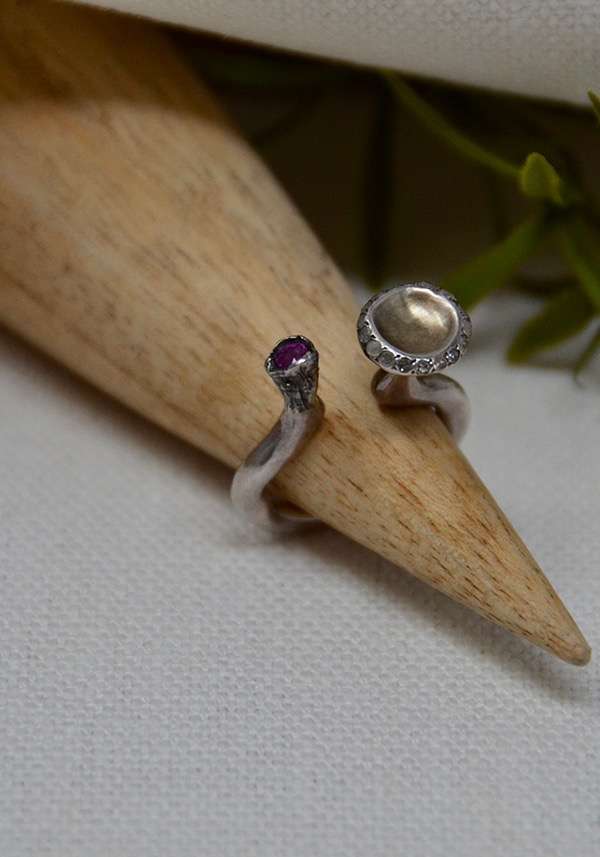 Rose & Lini ROSAMARIA SILVER AND GOLD “BEKA” RING Offerta