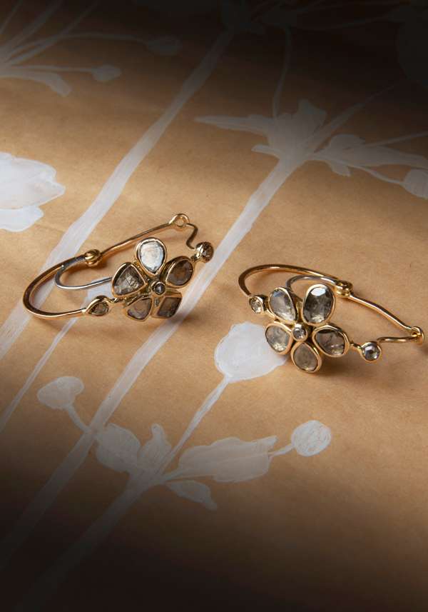 Rose & Lini DORETTE GOLD & DIAMONDS FLORAL EARRINGS In Vendita