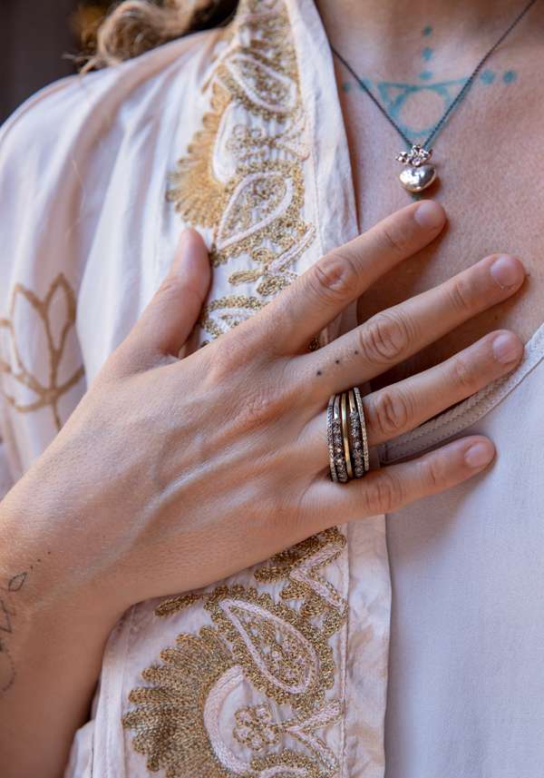 Rose & Lini ROSAMARIA “BRENNA” COPPER RING Vendita Economica