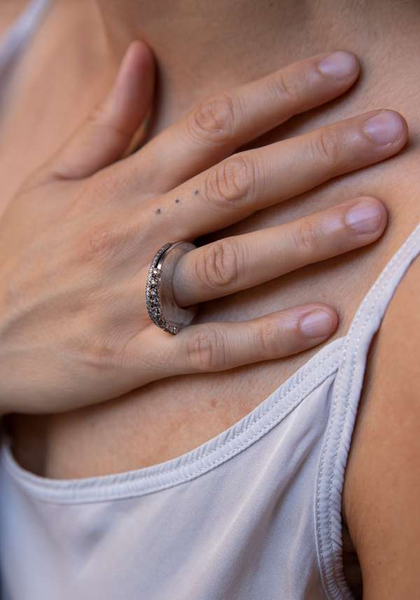Rose & Lini ROSAMARIA “BRENNA” DIAMONDS SILVER RING Saldi Di Fabbrica