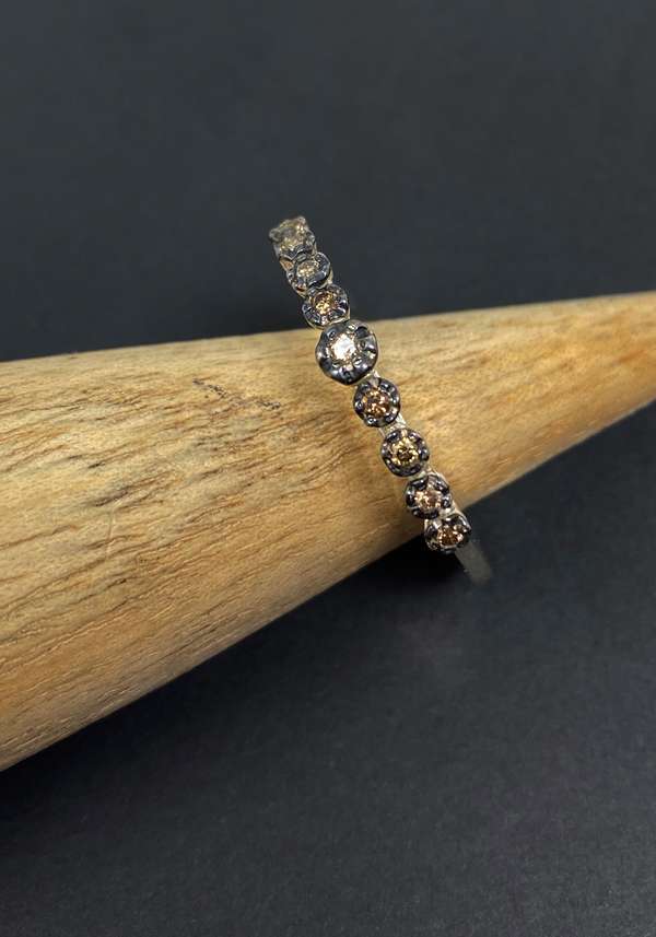 Rose & Lini ROSAMARIA “BRENNON” COGNAC DIAMONDS SILVER RING Vendite Flash